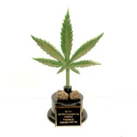 Deluxe Weed Trophy